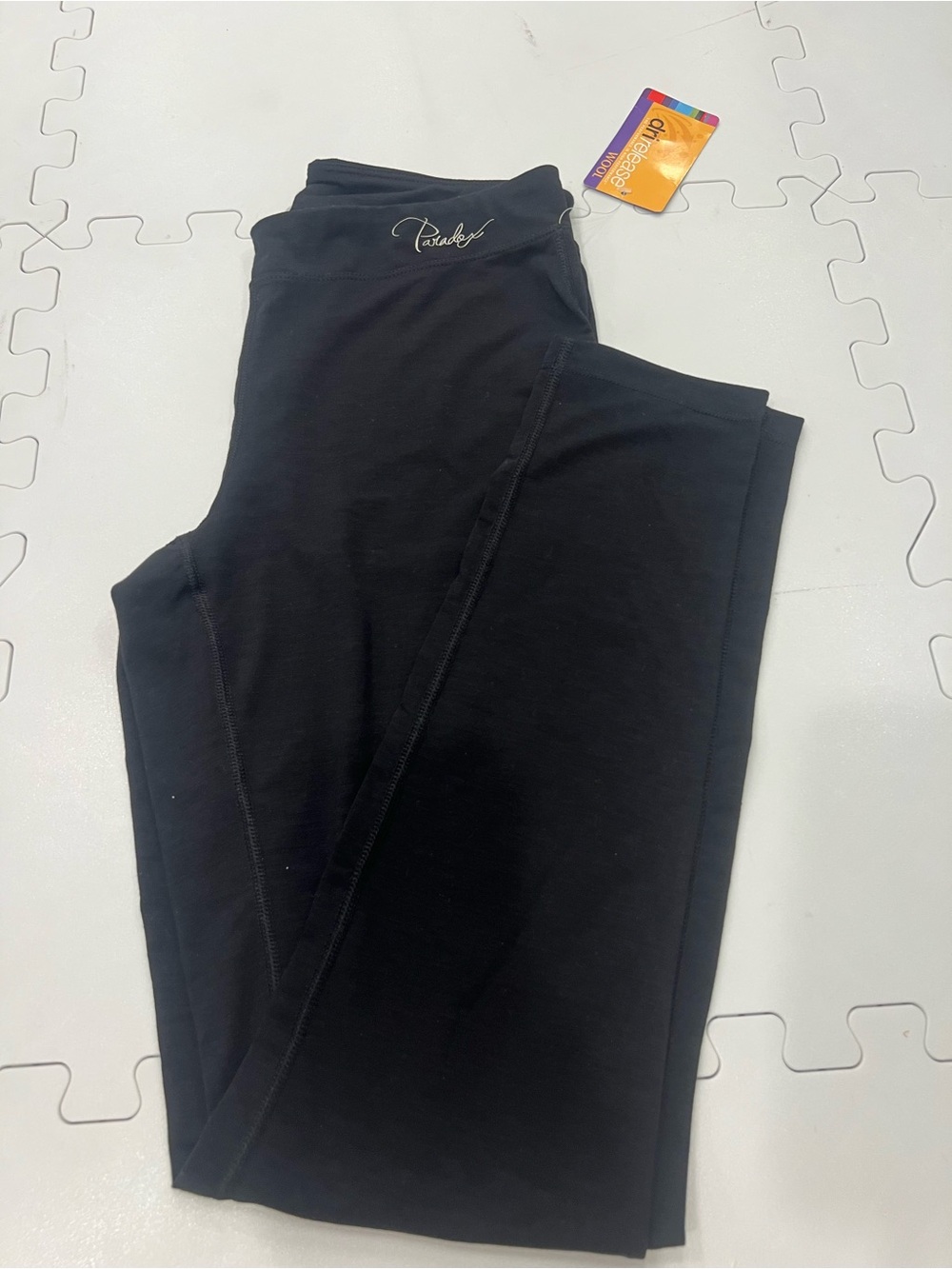black Paradox merino blend athletic leggings NWT